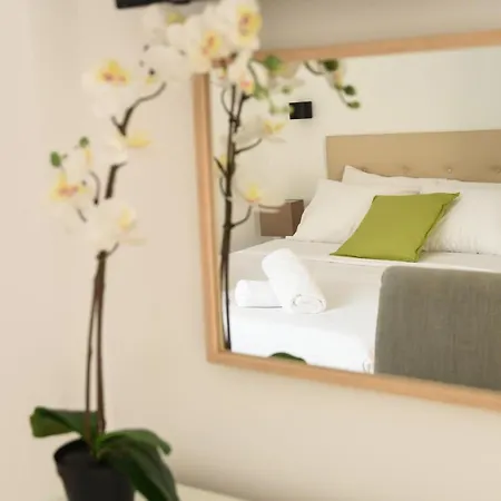 Hotel_tier * Athens
